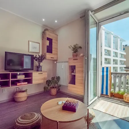 Apartament The Middle One アパート